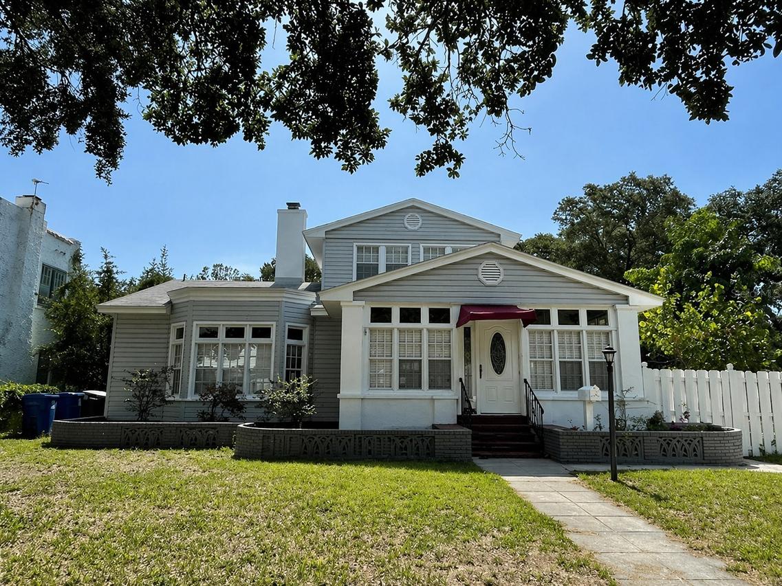 1225, 1225 1/2 11th St., St Petersburg, FL 33705