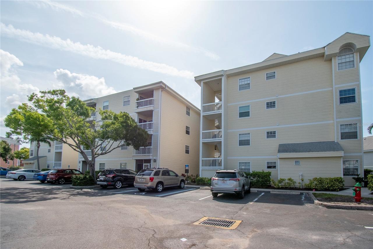 6817 Stones Throw Cir. #17203, St Petersburg, FL 33710