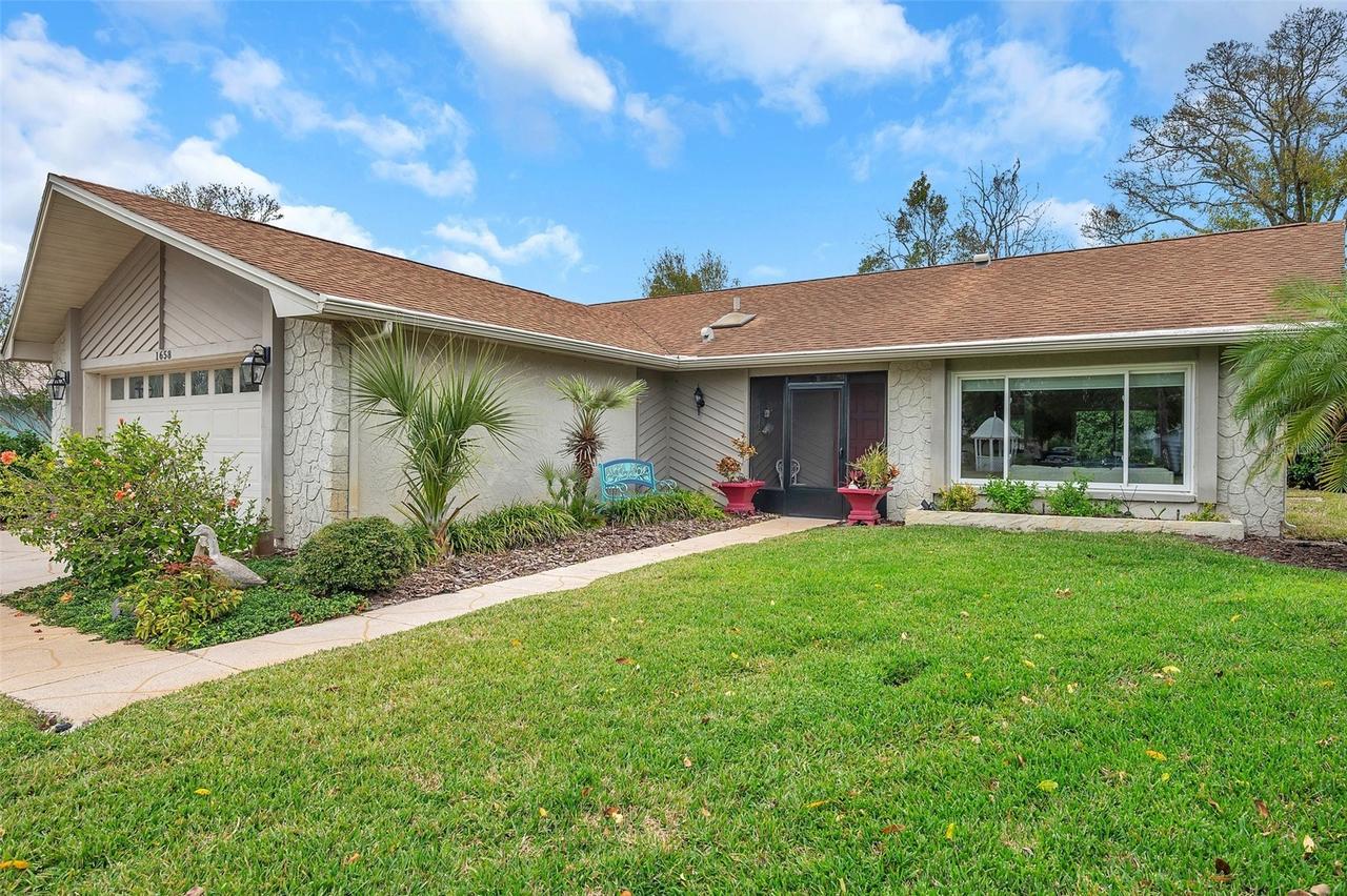 1658 Macdonnell Ct., Palm Harbor, FL 34684