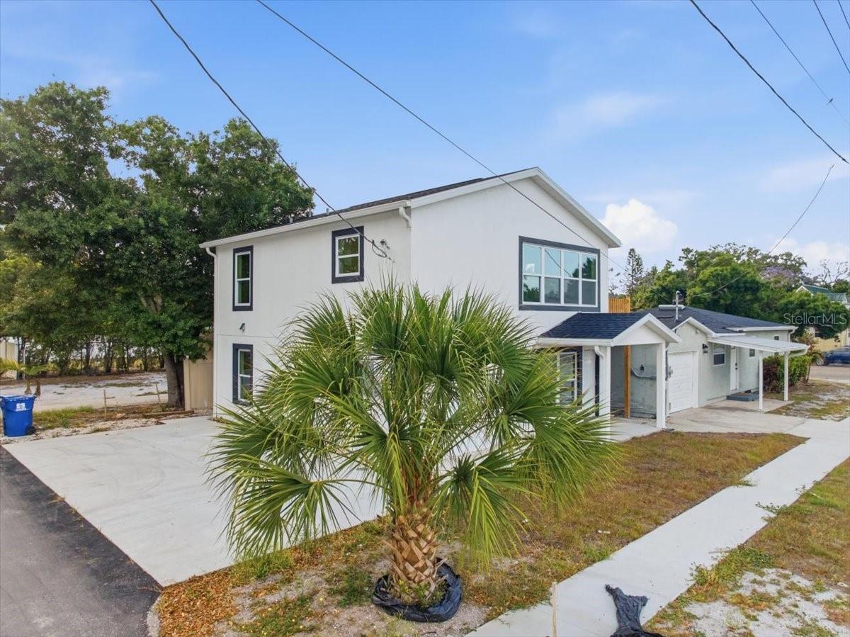 4651 22nd Ave., St Petersburg, FL 33713