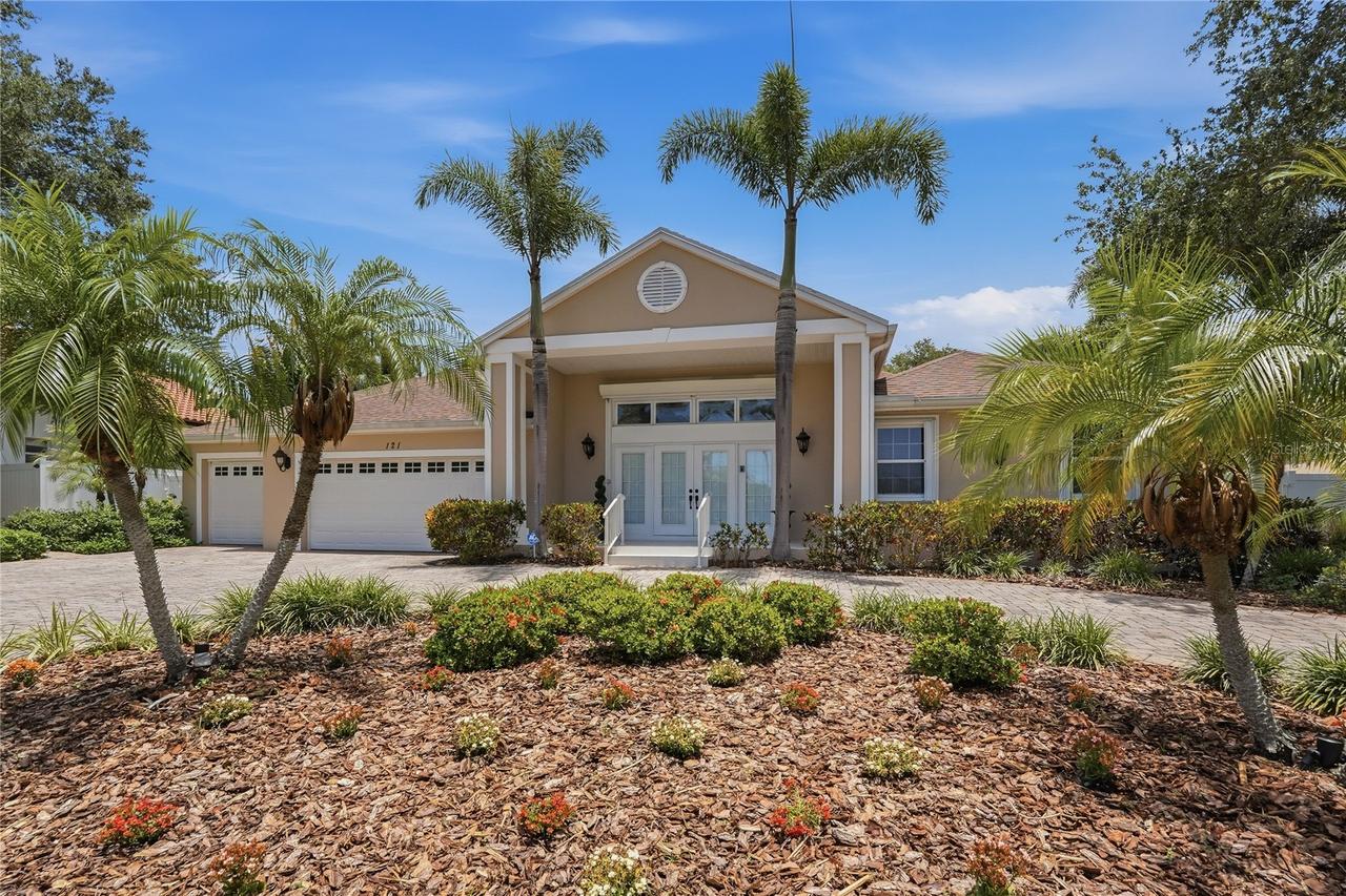 121 Harbor View Ln., Belleair Bluffs, FL 33770