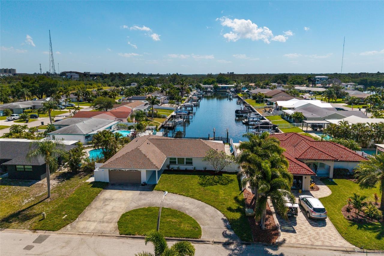 9773 1st St., St Petersburg, FL 33702