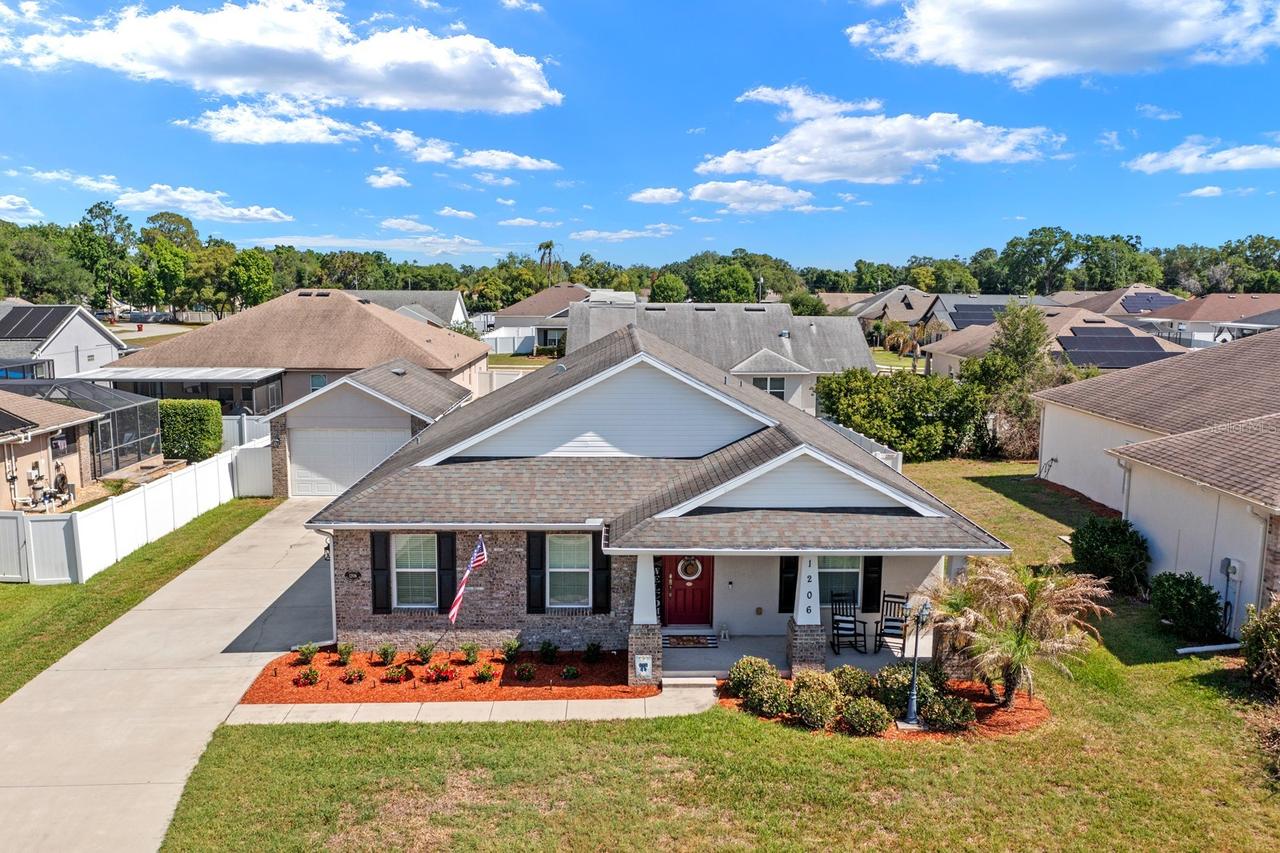 1206 Spotted Lilac Ln., Plant City, FL 33563
