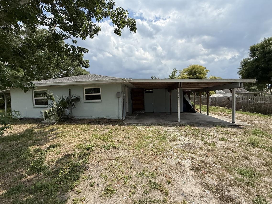 3721 36th Ave., Palmetto, FL 34221