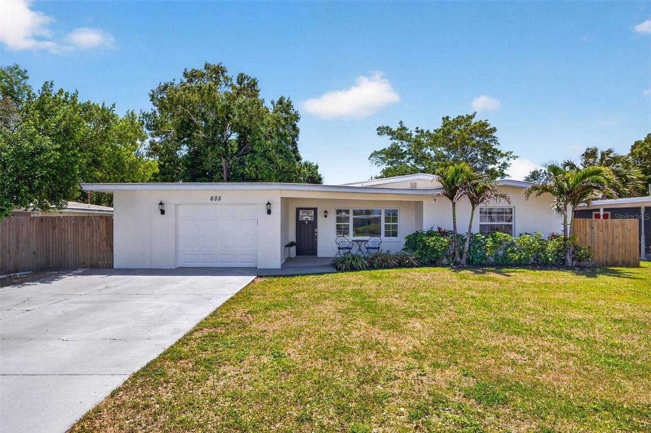 605 Mehlenbacher Rd., Belleair Bluffs, FL 33770