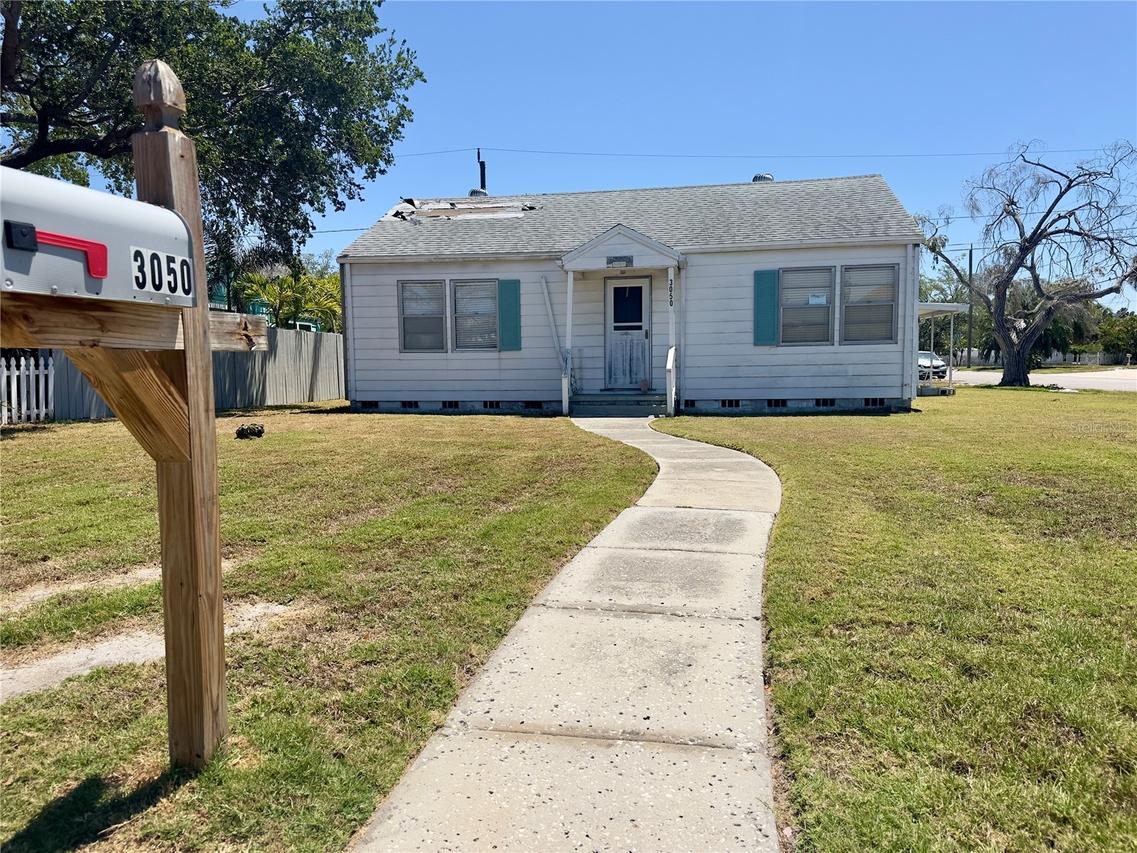 3050 Dupont St., Gulfport, FL 33707