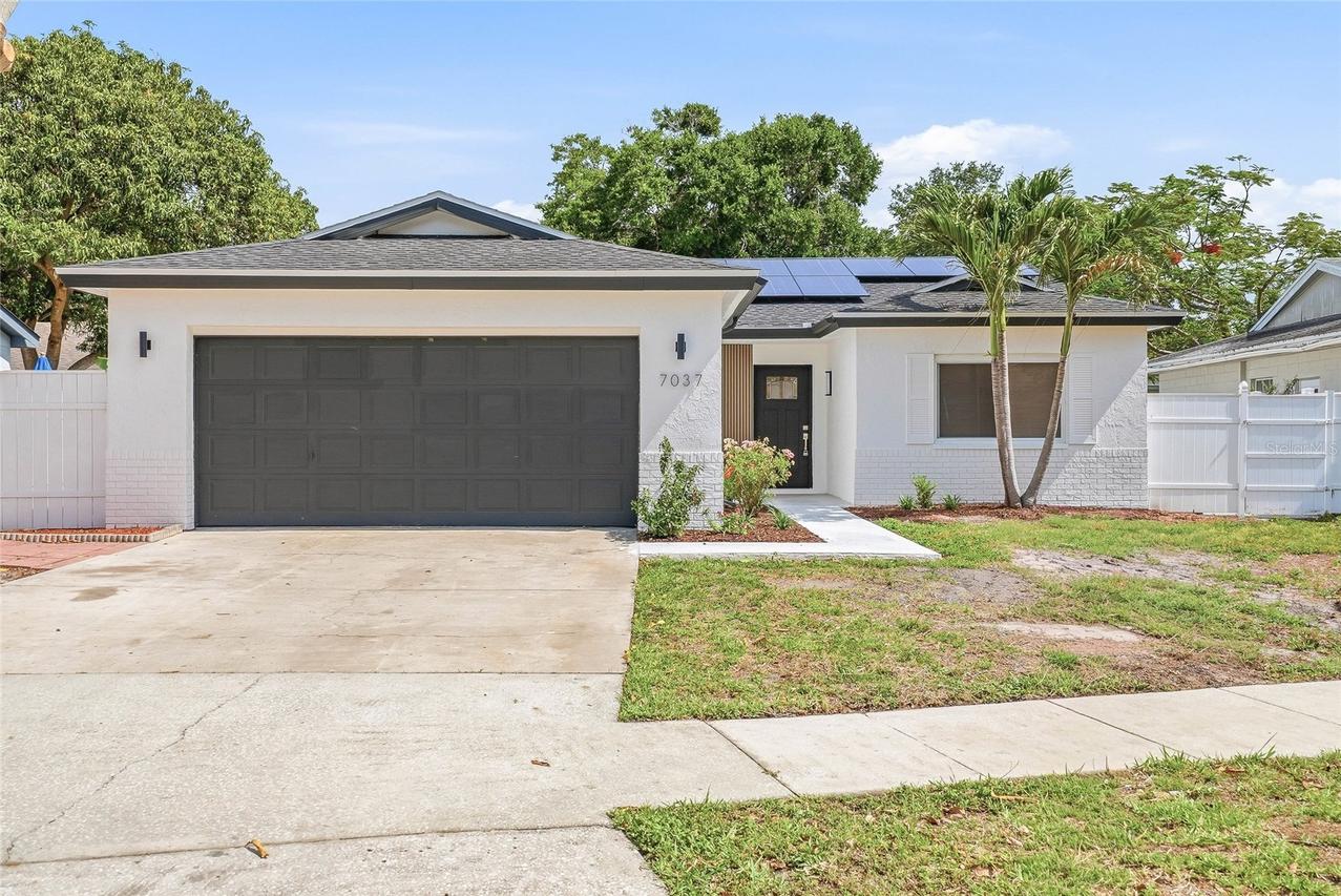 7037 124th Ter., Largo, FL 33773