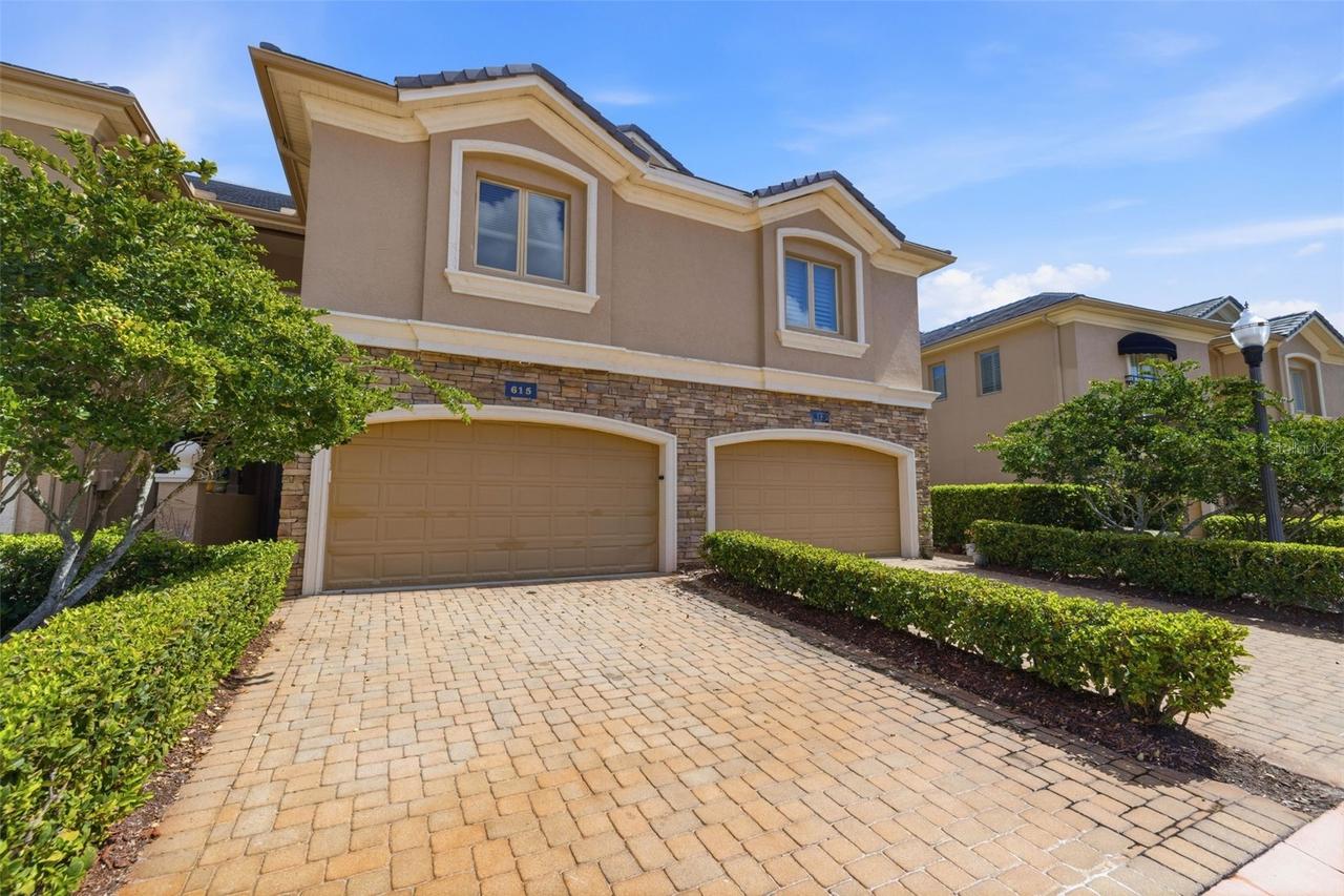 615 Saxony Blvd., St Petersburg, FL 33716