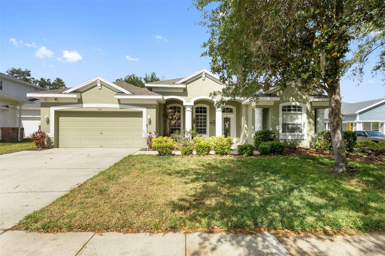 1620 Grand Heritage Blvd., Valrico, FL 33594