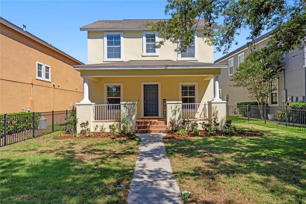 16018 Loneoak View Dr., Lithia, FL 33547