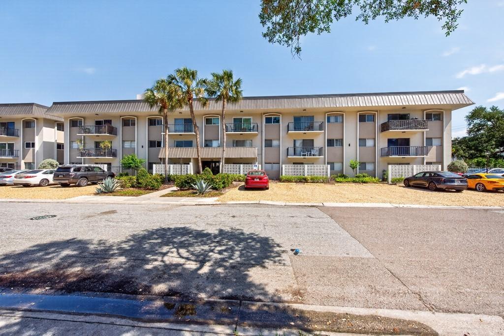 4607 W Fig St. #308, Tampa, FL 33609