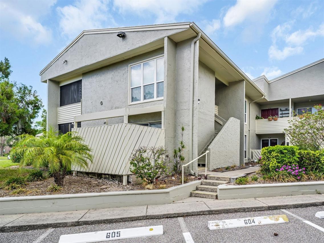 608 Windrush Bay Dr. #225, Tarpon Springs, FL 34689