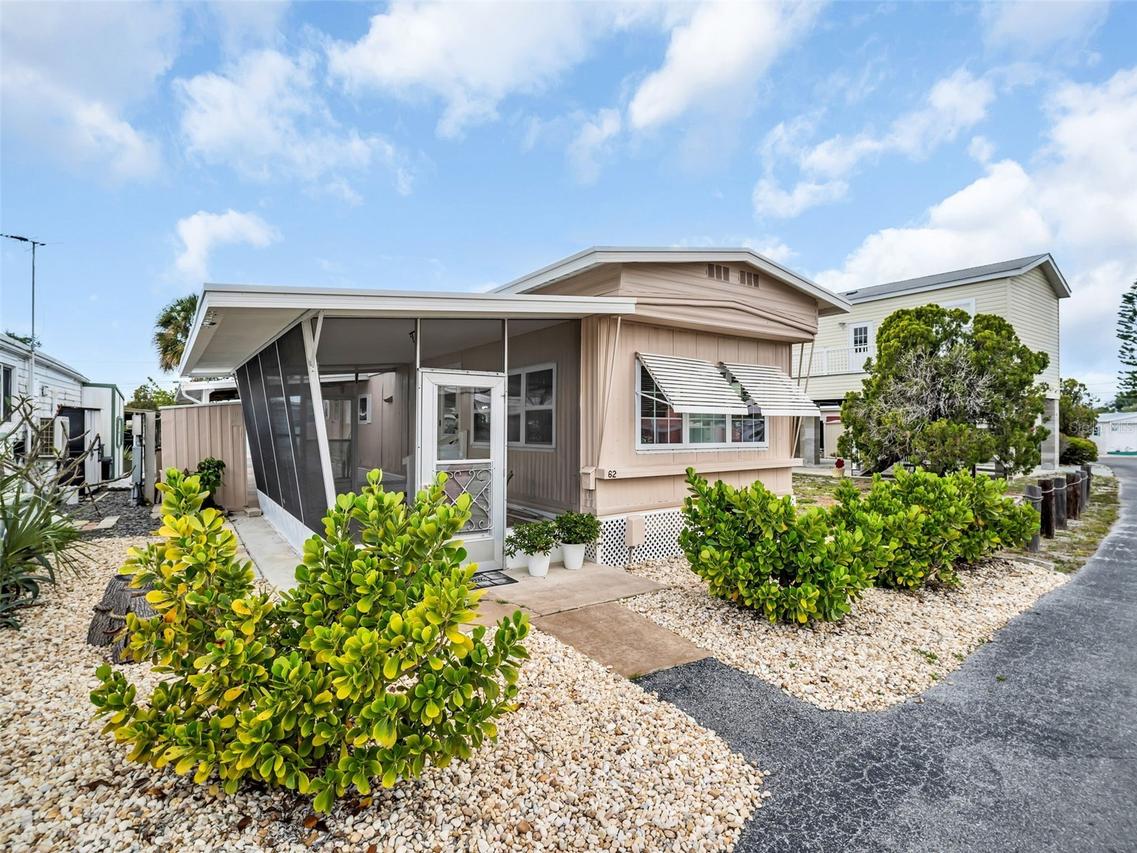 800 Chesapeake Dr. #62, Tarpon Springs, FL 34689