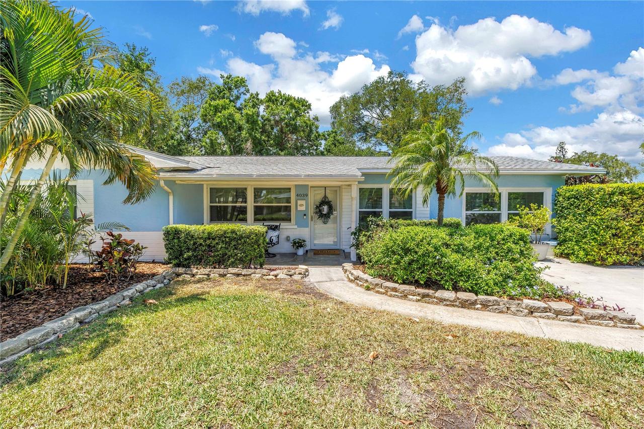 4039 Alberca Way, St Petersburg, FL 33712