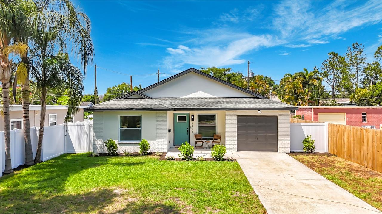 4251 4th Ave., St Petersburg, FL 33713
