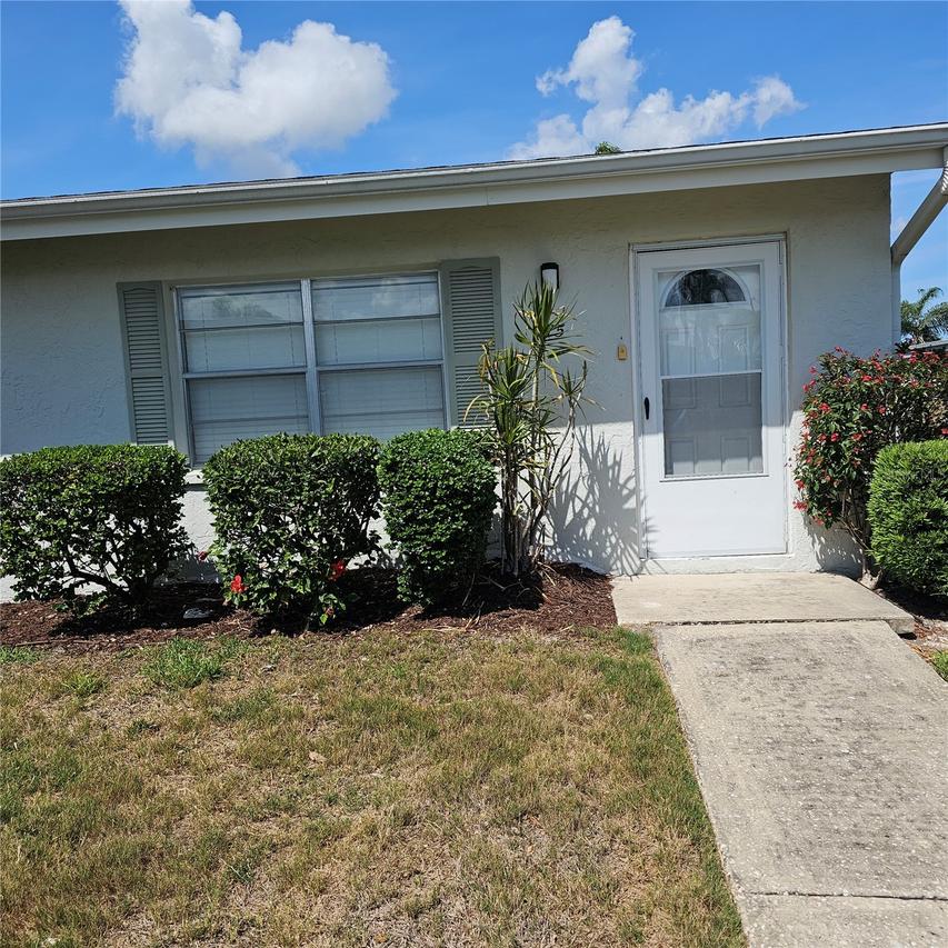 301 Andover Pl. #175, Sun City Center, FL 33573
