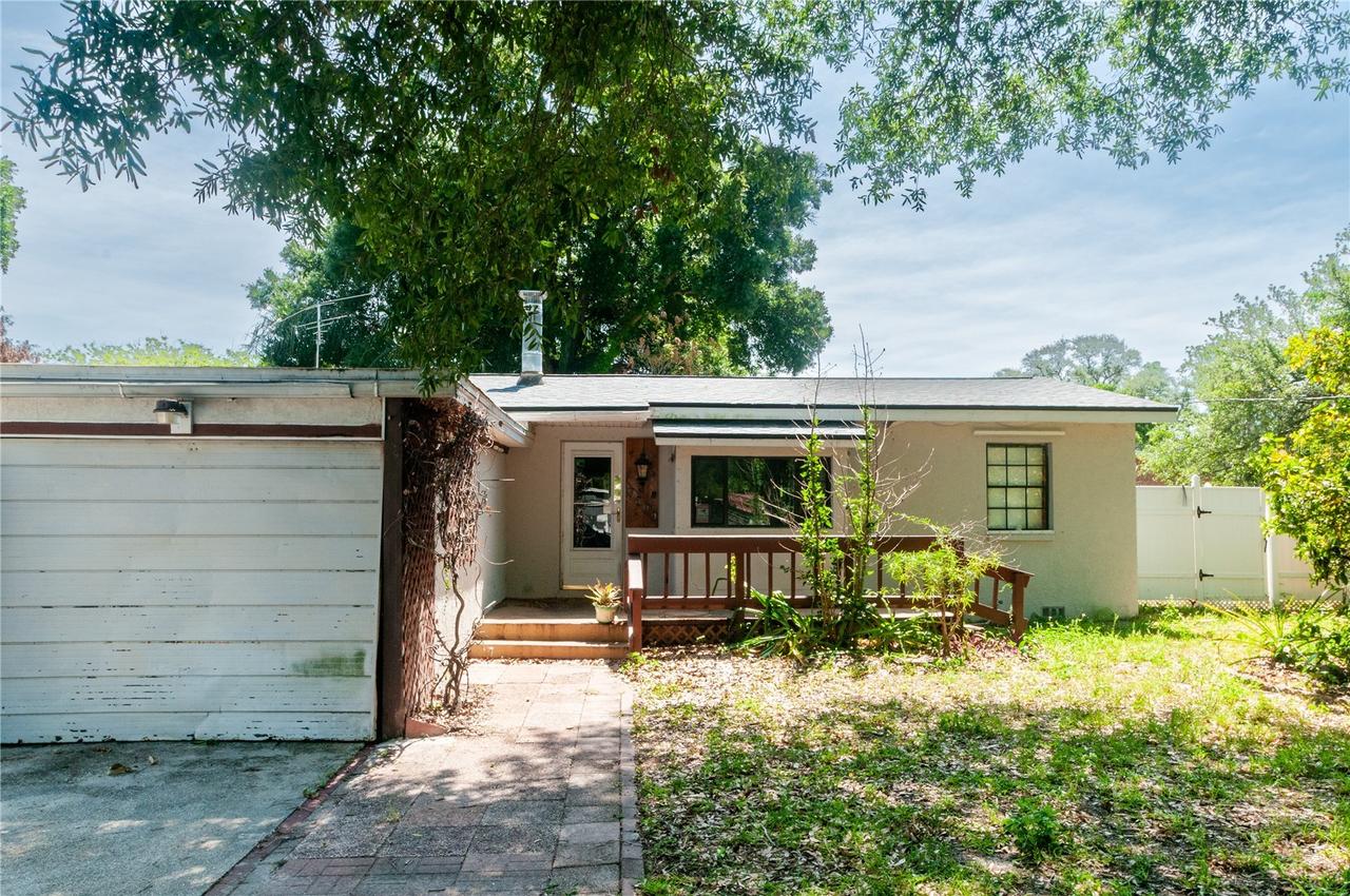 9609 N Elmer St., Tampa, FL 33612