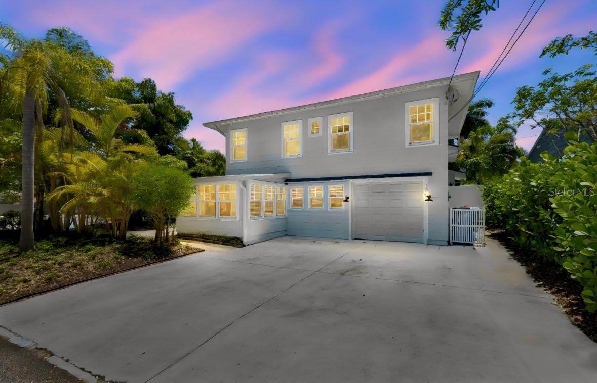 1820 1st St., St Petersburg, FL 33704