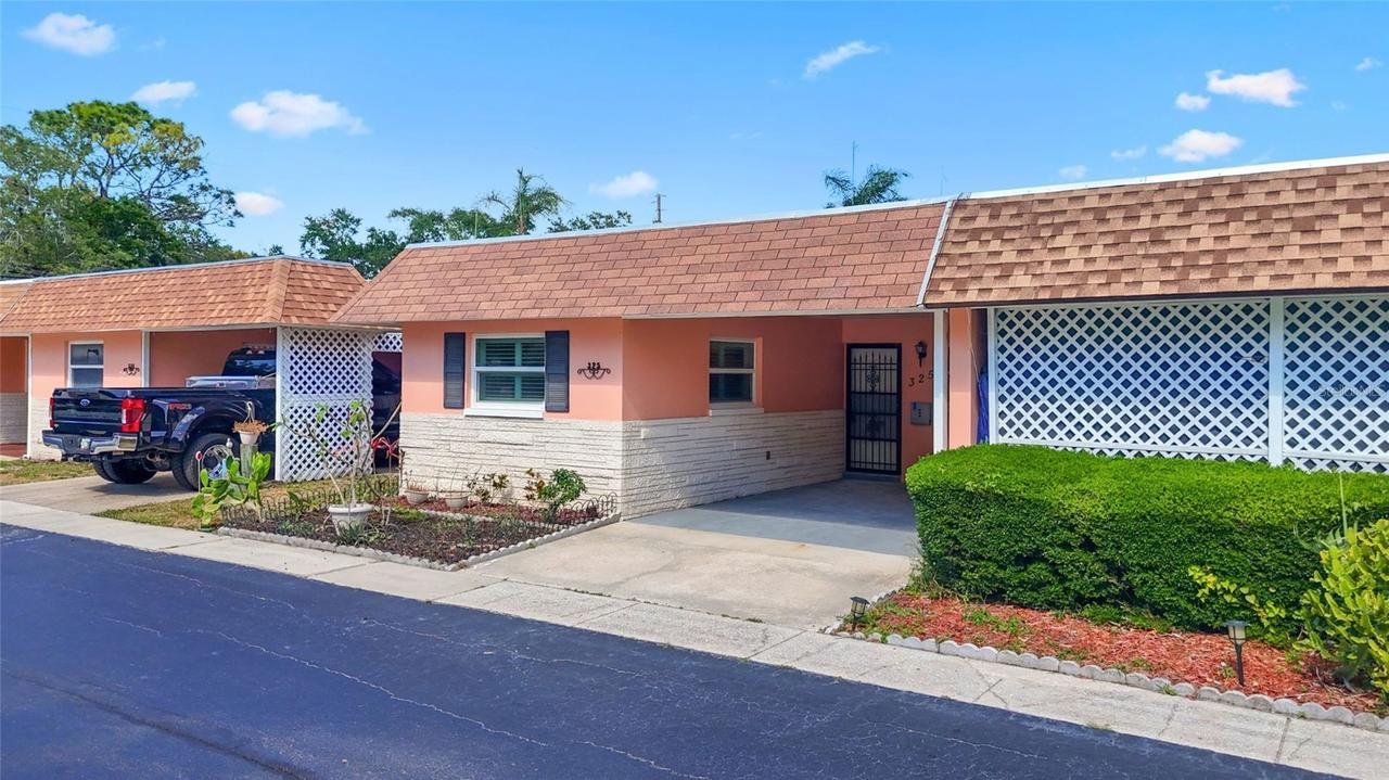 325 Sky Loch Dr., Dunedin, FL 34698