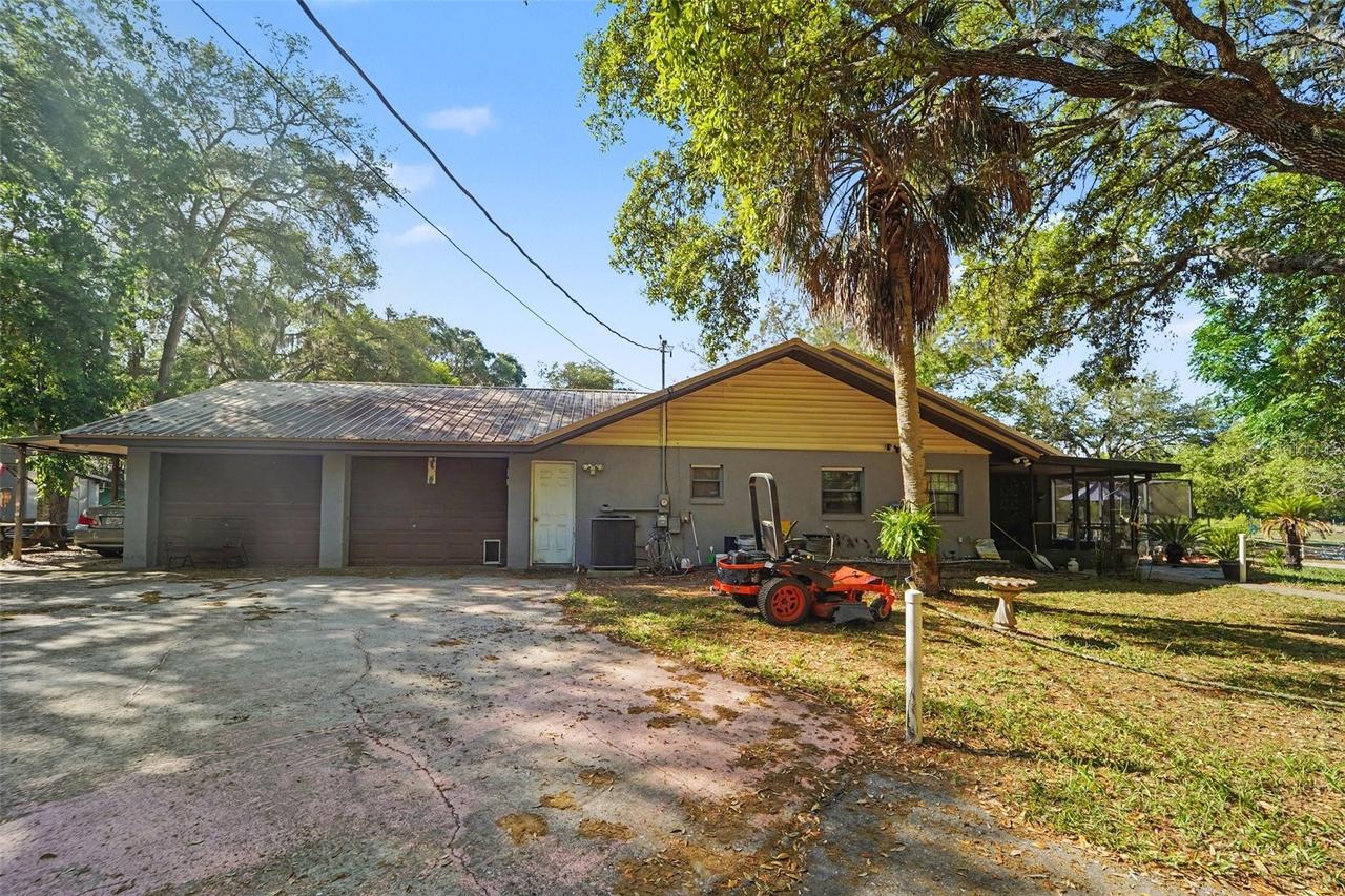 5825 S Bob White Dr., Homosassa, FL 34446