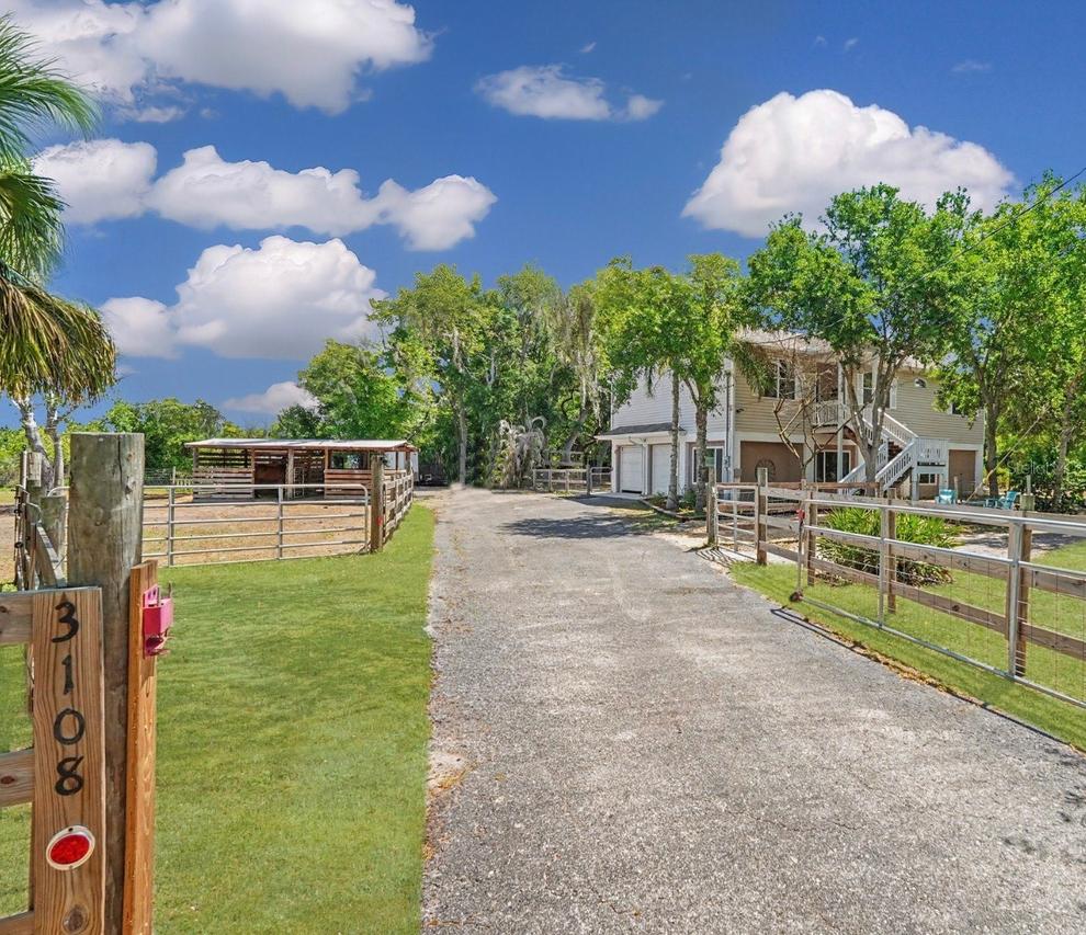 3108 Arrowsmith Rd., Wimauma, FL 33598
