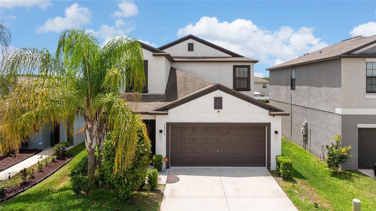 10216 Carloway Hills Dr., Wimauma, FL 33598
