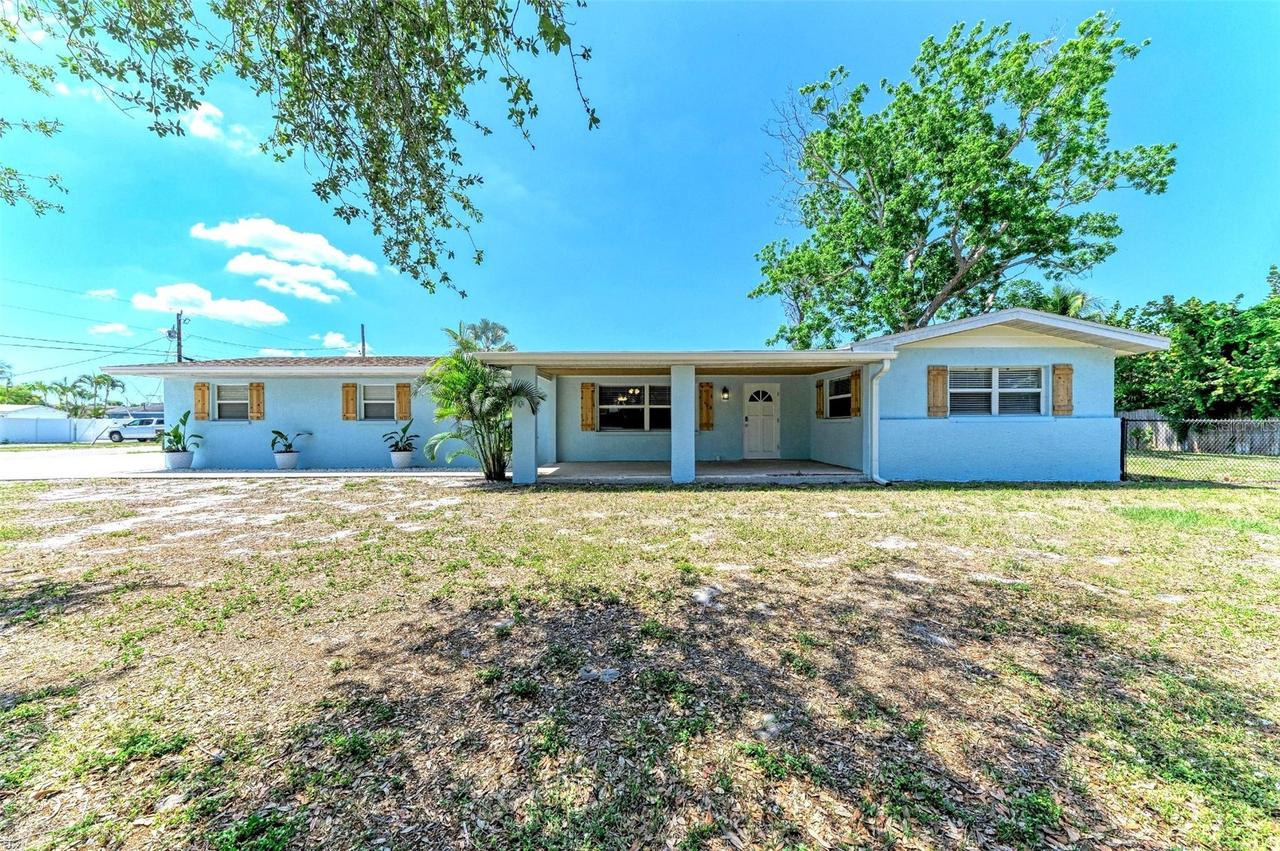 2401 10th St., Palmetto, FL 34221