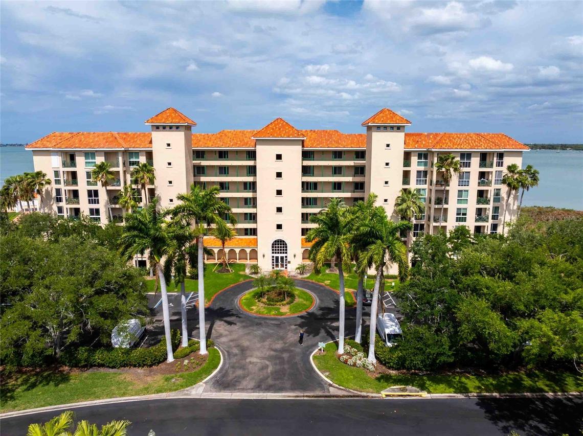 4737 Dolphin Cay Ln. #407, St Petersburg, FL 33711