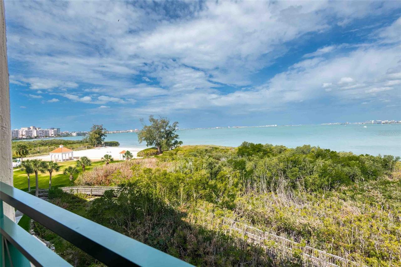 4737 Dolphin Cay Ln. #407, St Petersburg, FL 33711