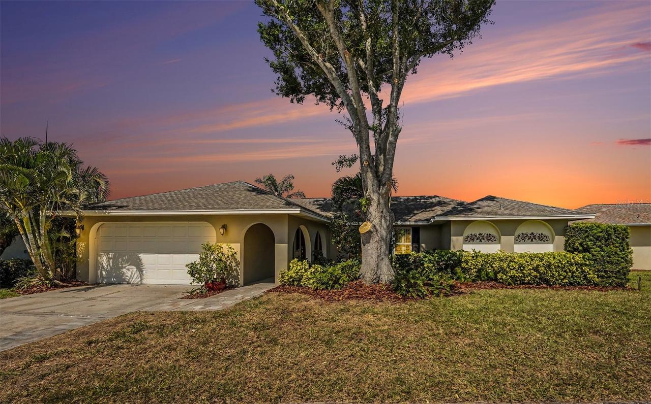 10392 136th St., Largo, FL 33774