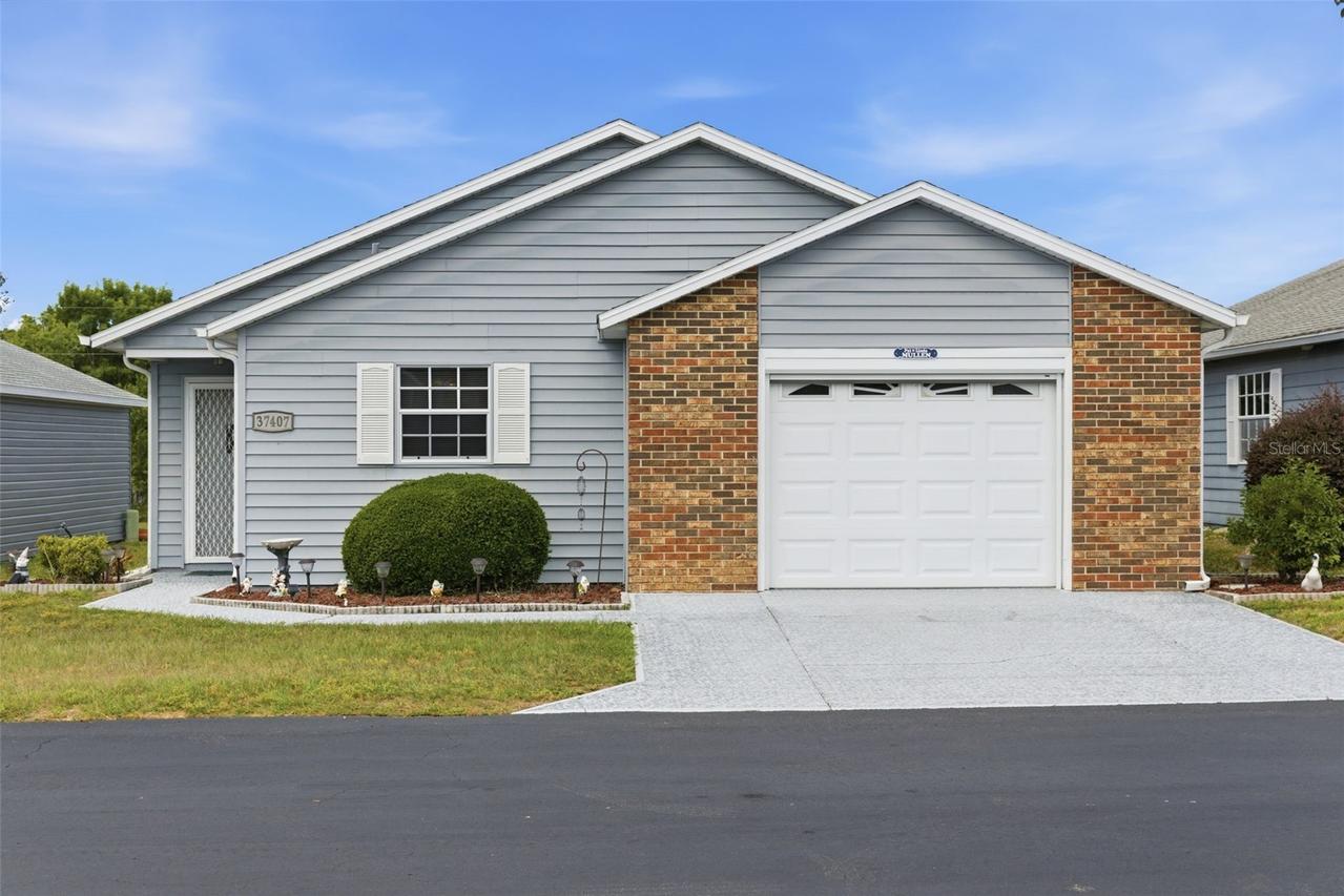 37407 Teaberry Loop, Zephyrhills, FL 33542