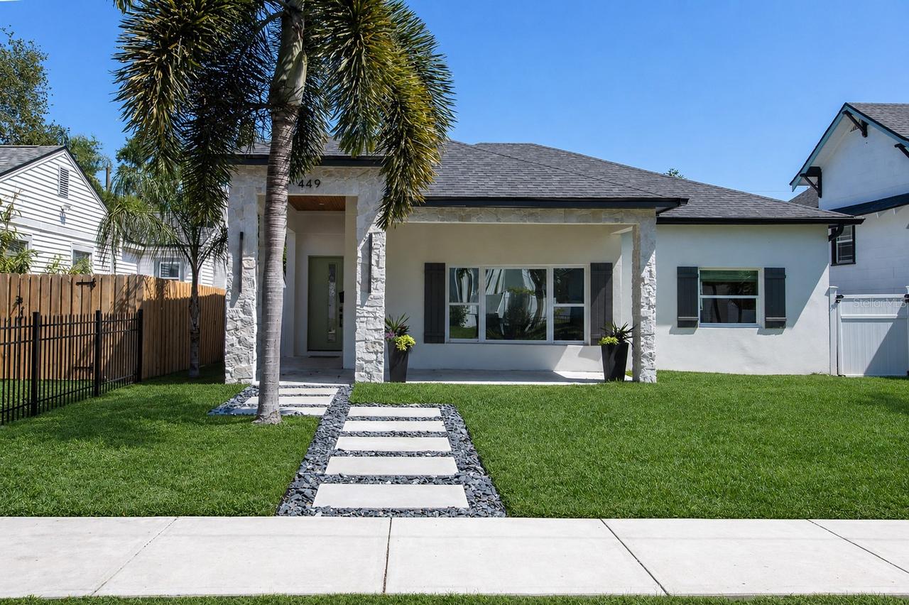 449 12th Ave., St Petersburg, FL 33701