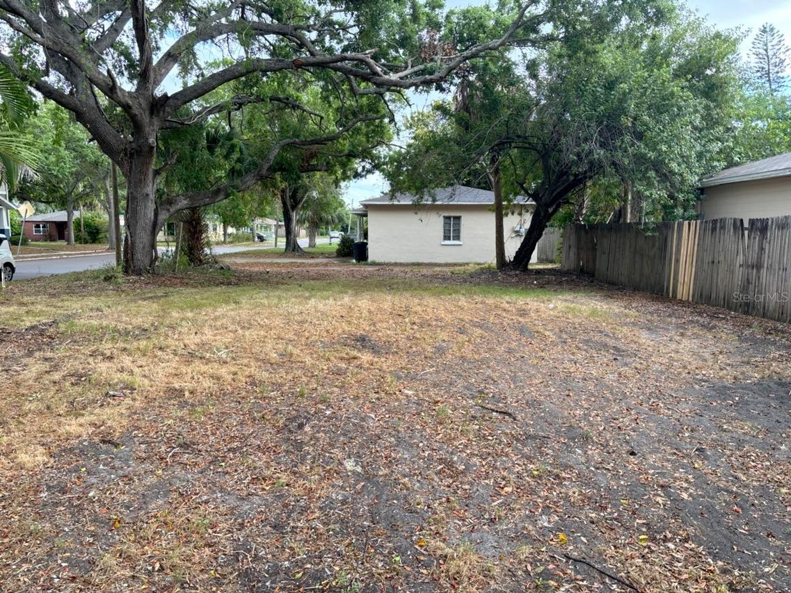 2500 Langdon Ave., St Petersburg, FL 33712