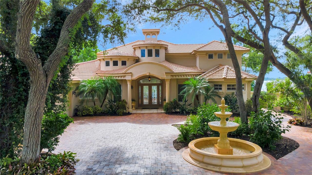 416 81st St., Bradenton, FL 34209