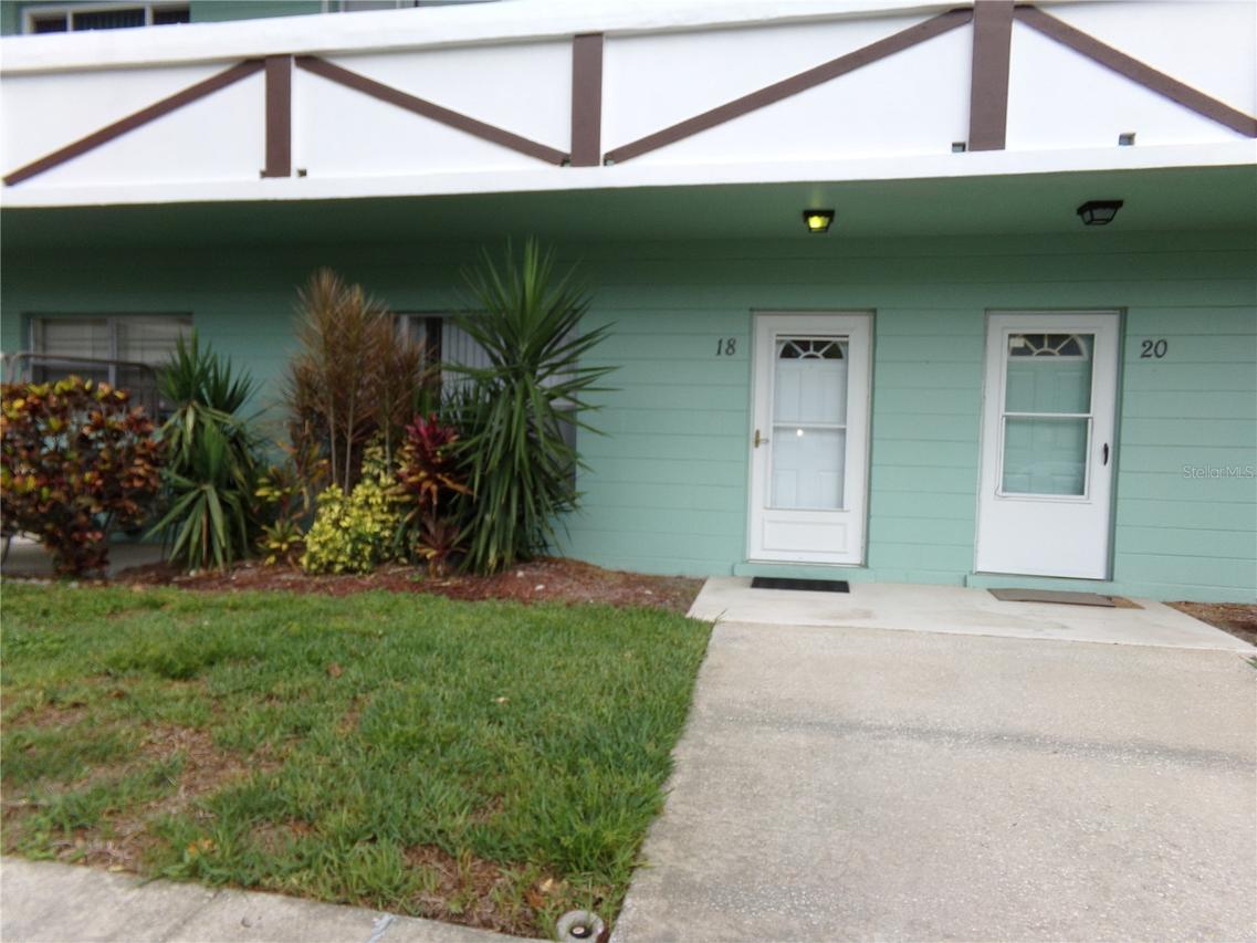 2042 Australia Way #18, Clearwater, FL 33763