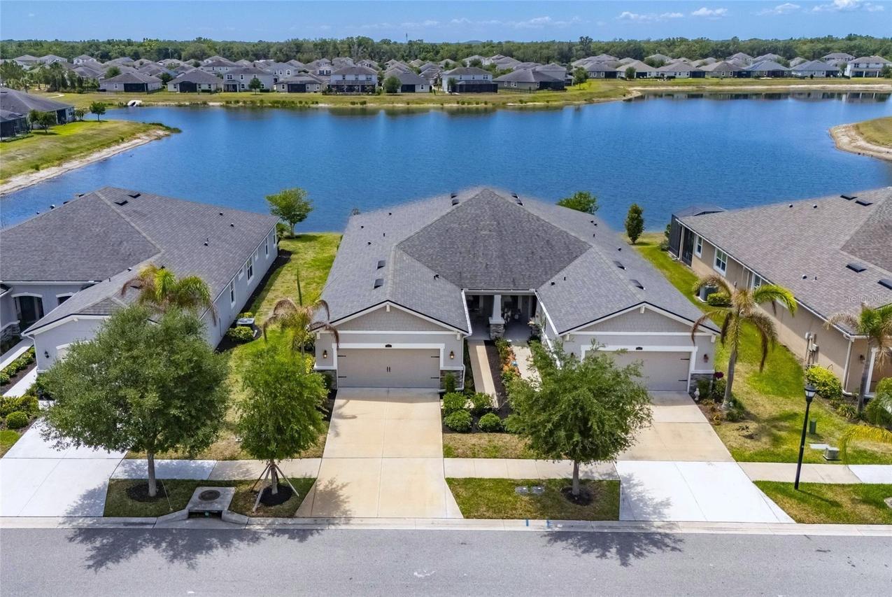 11633 Cambium Crown Dr., Riverview, FL 33569