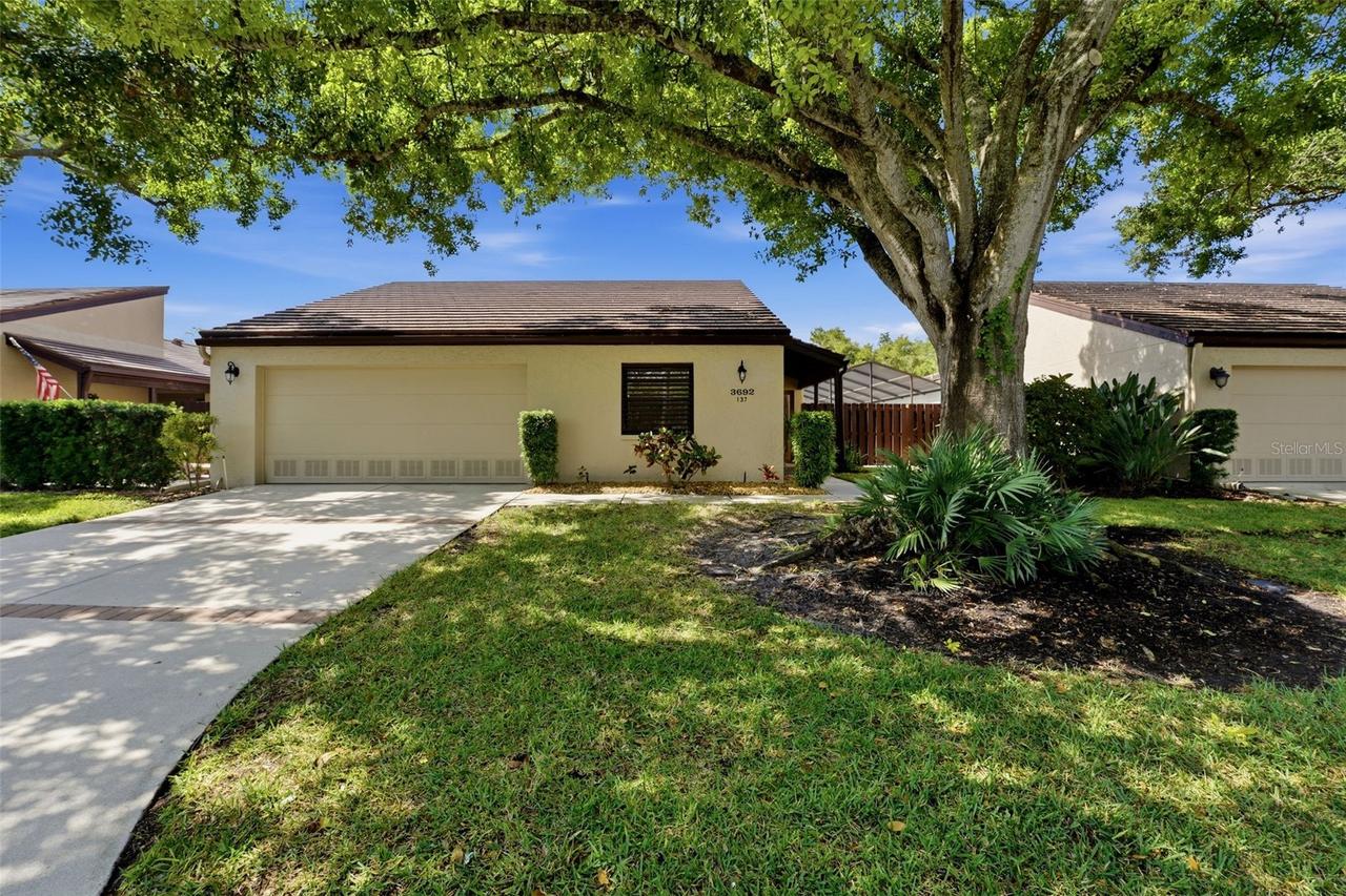 3692 Glen Oaks Manor Dr., Sarasota, FL 34232