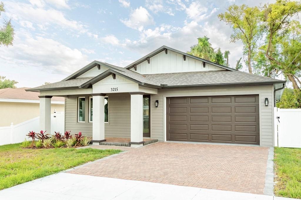 3215 W Aileen St., Tampa, FL 33607