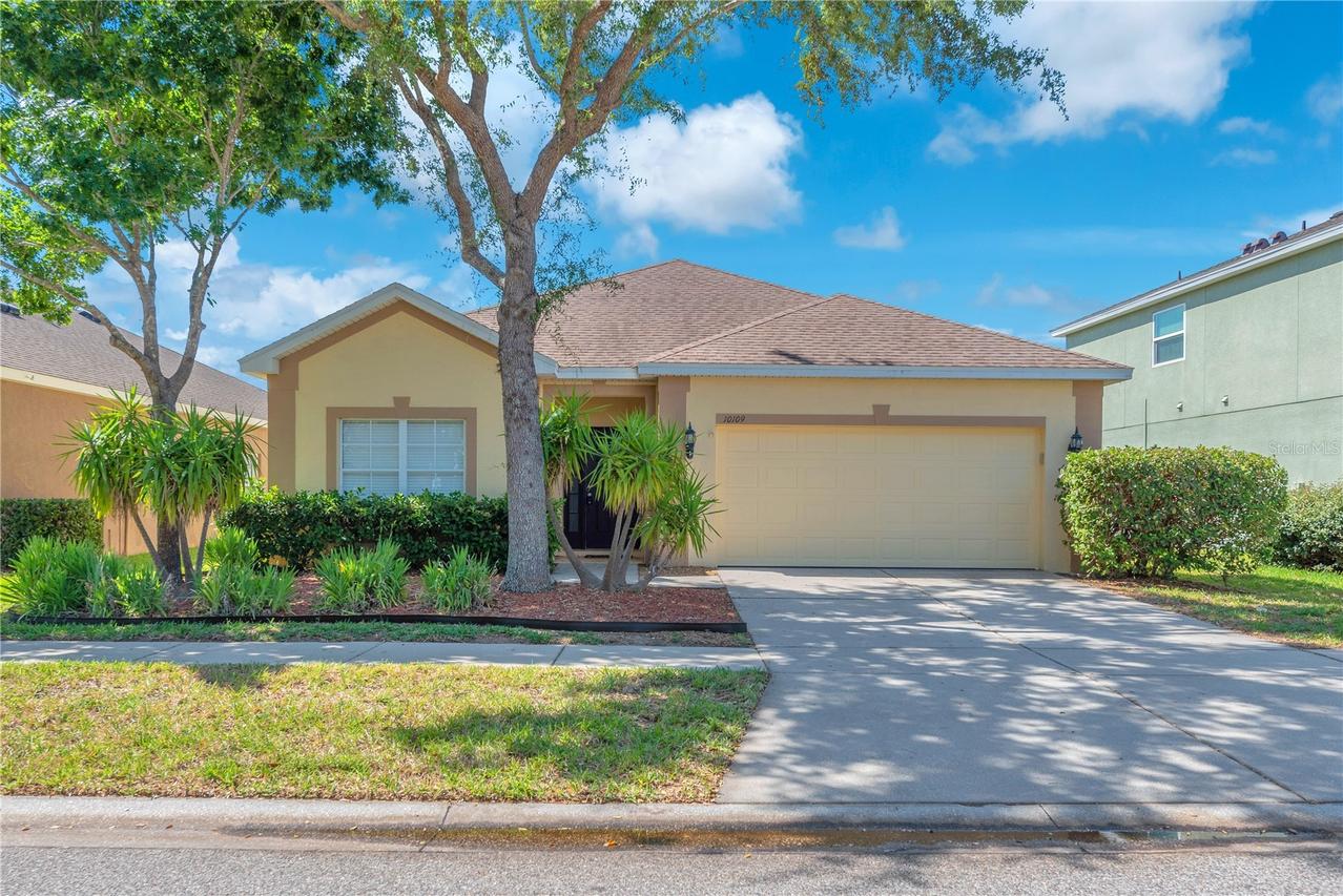 10109 Celtic Ash Dr., Ruskin, FL 33573