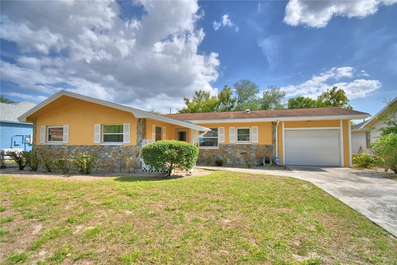 2779 Robinwood Dr., Clearwater, FL 33759