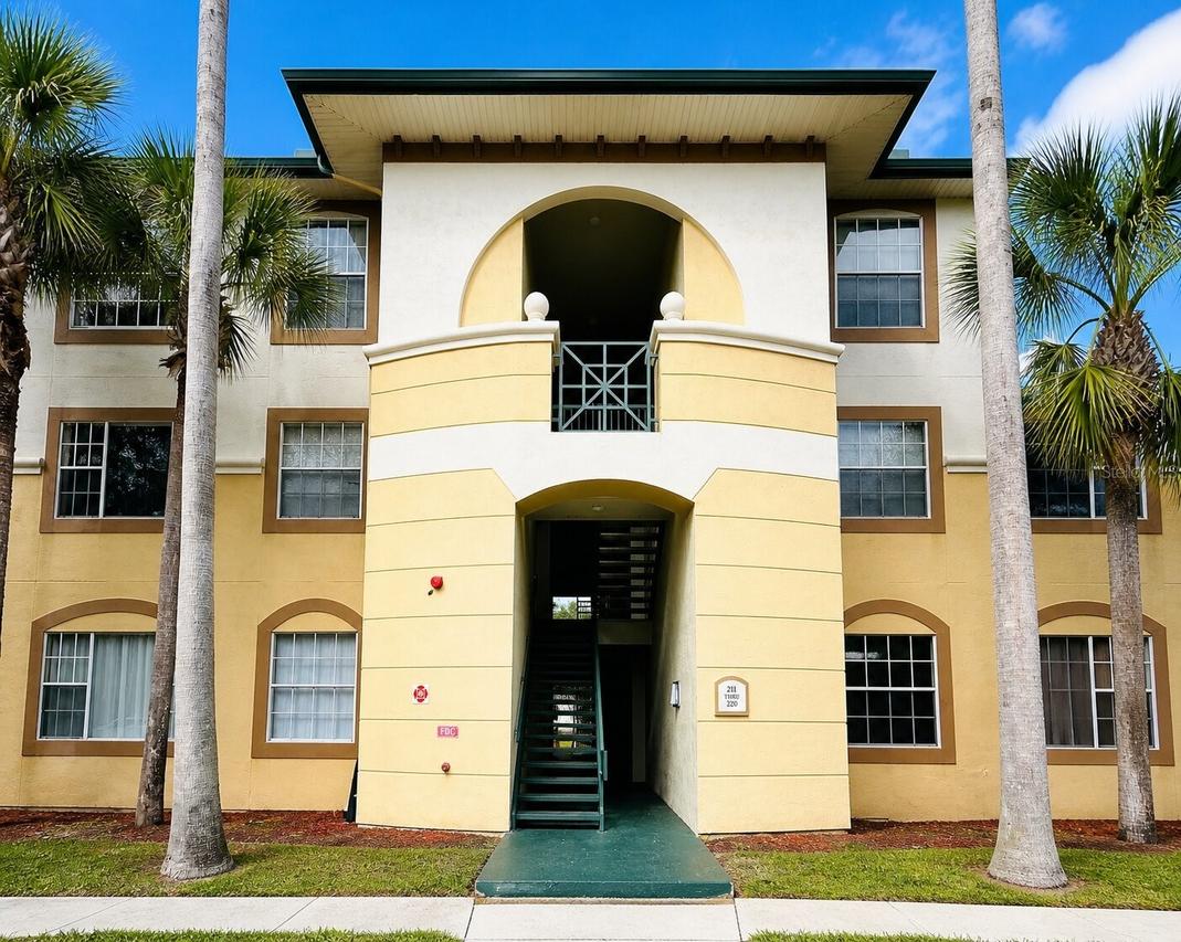 17114 Carrington Park Dr. #213, Tampa, FL 33647