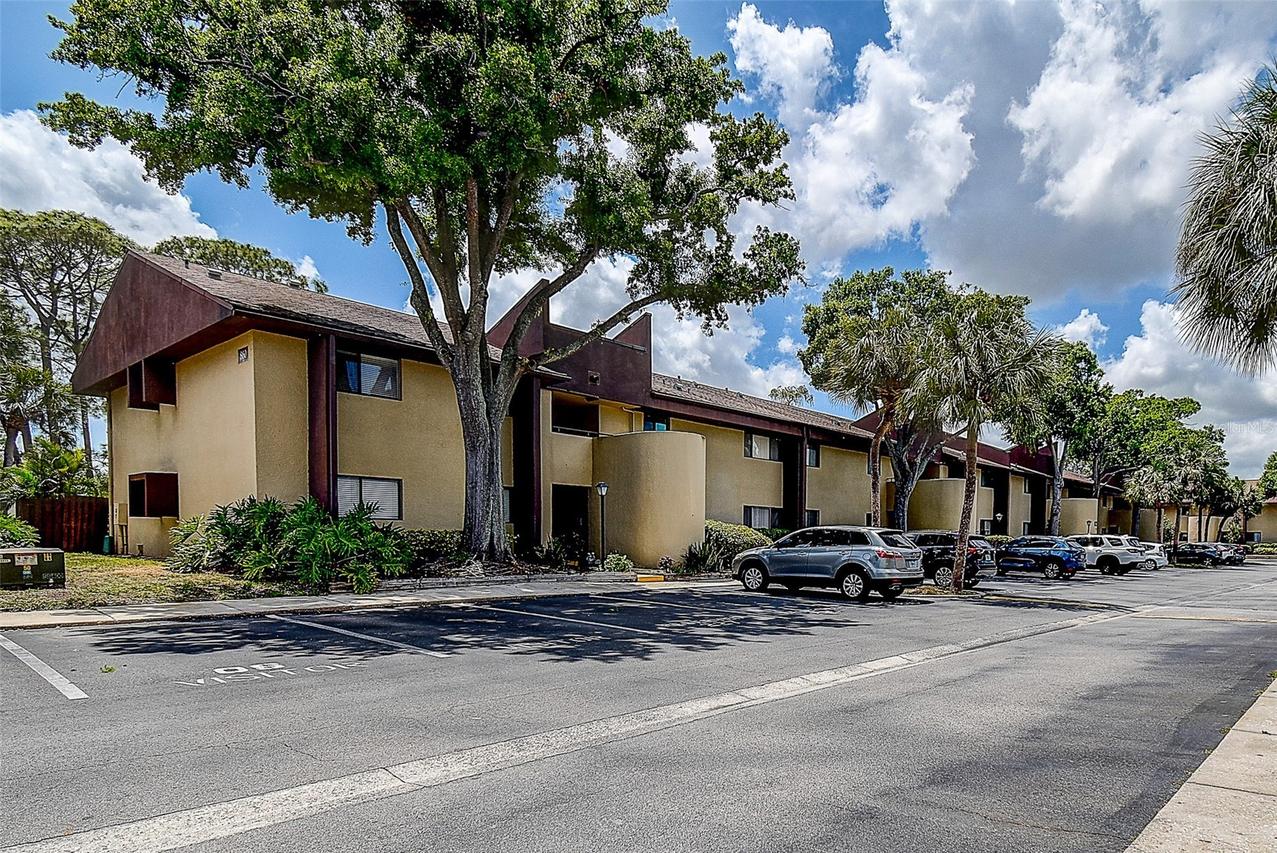 860 S Village Dr. #106, St Petersburg, FL 33716