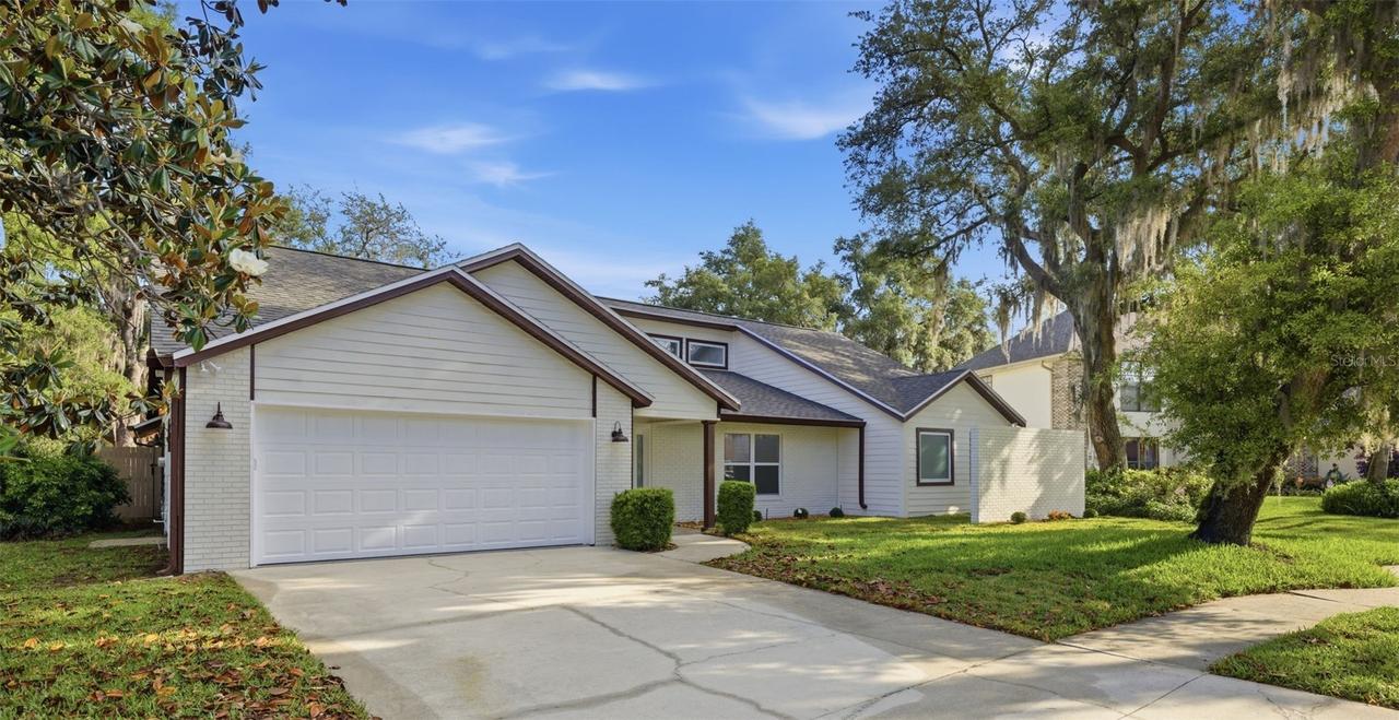 1204 Moondale Ct., Valrico, FL 33596