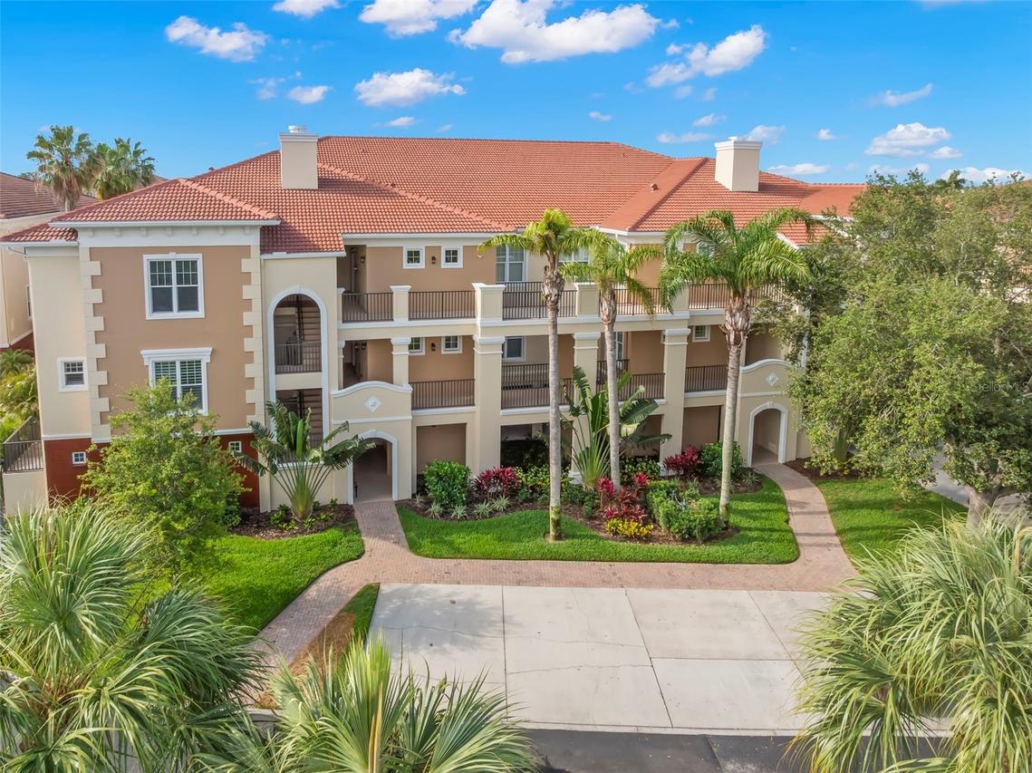 6 Academy Way #221, St Petersburg, FL 33711