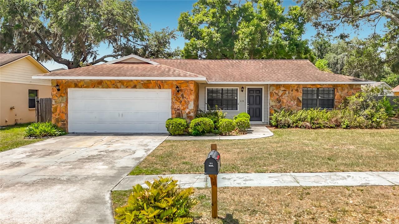 654 Timber Pond Dr., Brandon, FL 33510