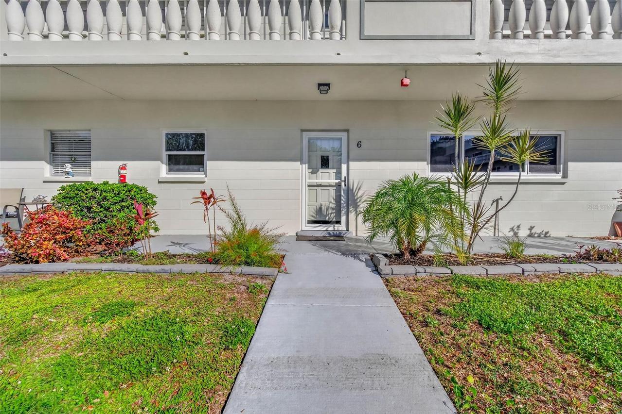 2284 Spanish Dr. #6, Clearwater, FL 33763