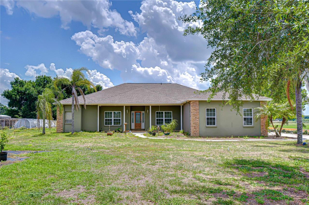 4036 Moores Lake Rd., Dover, FL 33527