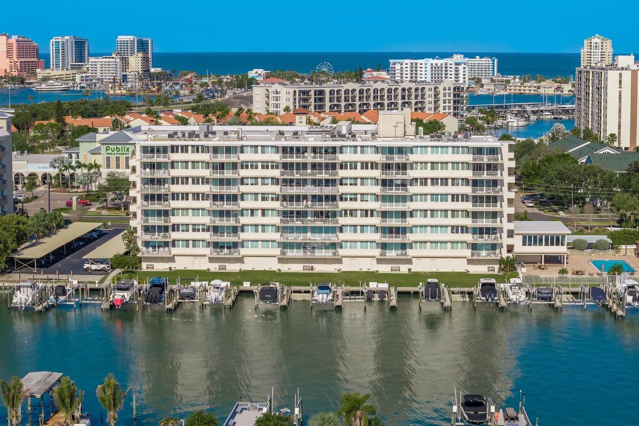 223 Island Way #2D, Clearwater Beach, FL 33767