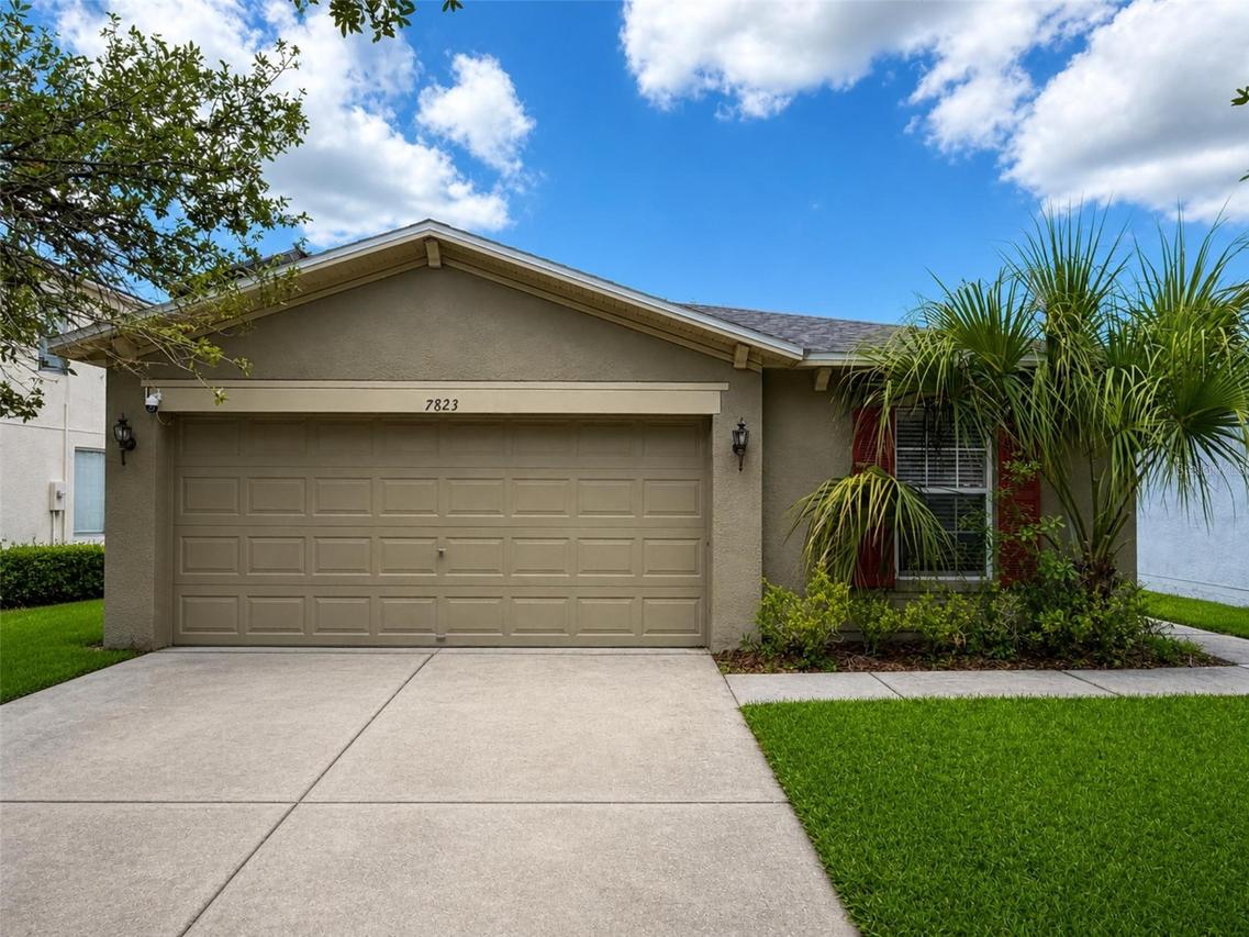 7823 Carriage Pointe Dr., Gibsonton, FL 33534