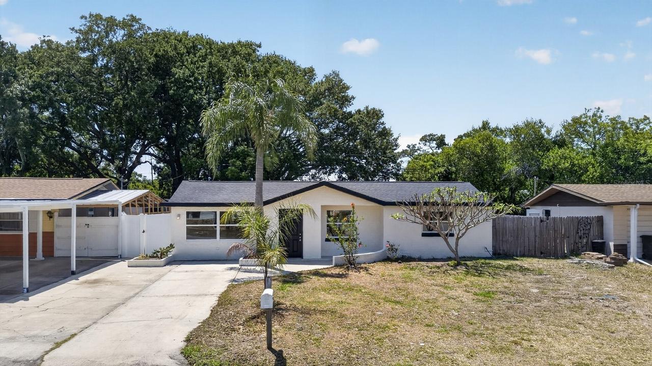 3851 Saturn Dr., New Port Richey, FL 34652